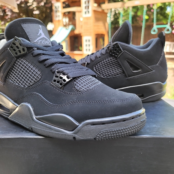 Jordan 4 Black Cats - Picture 2 of 6
